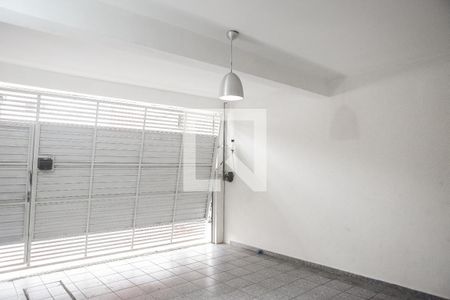 Casa à venda com 175m², 3 quartos e 2 vagasGaragem