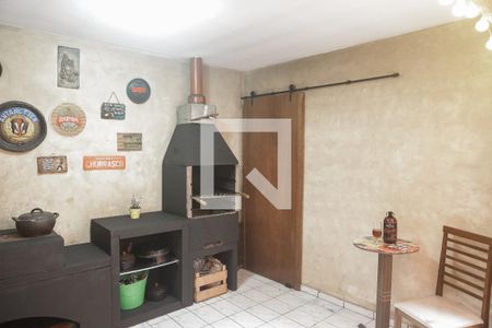 Casa à venda com 175m², 3 quartos e 2 vagasQuintal - Churrasqueira 