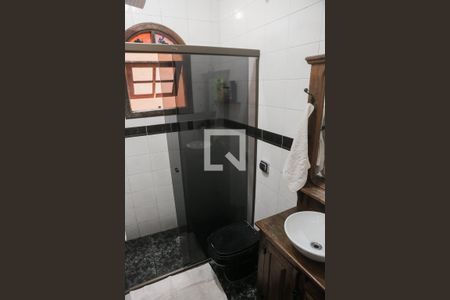 Casa à venda com 175m², 3 quartos e 2 vagasBanheiro