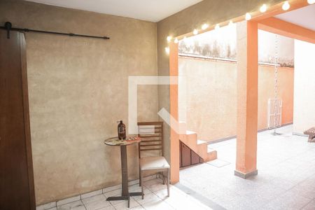 Casa à venda com 175m², 3 quartos e 2 vagasQuintal - Churrasqueira 