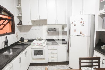 Casa à venda com 175m², 3 quartos e 2 vagasCozinha