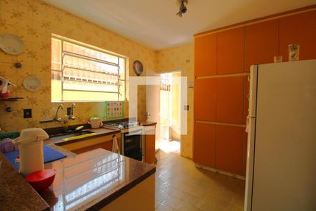 Casa à venda com 262m², 3 quartos e 2 vagasCopa