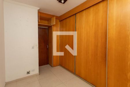 Apartamento para alugar com 75m², 2 quartos e 1 vaga Apartamento para alugar com 75m², 2 quartos e 1 vagaQuarto 2