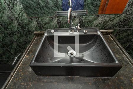 Apartamento para alugar com 75m², 2 quartos e 1 vaga Apartamento para alugar com 75m², 2 quartos e 1 vagaBanheiro