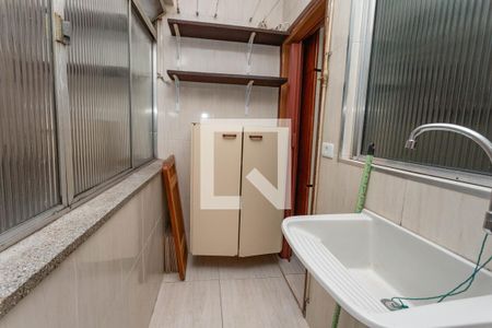 Apartamento para alugar com 75m², 2 quartos e 1 vaga Apartamento para alugar com 75m², 2 quartos e 1 vagaÁrea de serviço