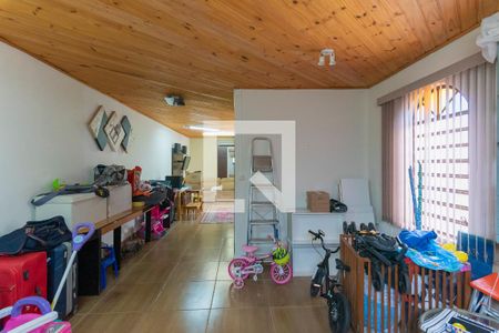 Casa à venda com 200m², 3 quartos e 2 vagas Casa à venda com 200m², 3 quartos e 2 vagasSalão de festas