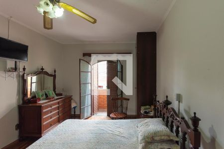 Casa à venda com 200m², 3 quartos e 2 vagas Casa à venda com 200m², 3 quartos e 2 vagasSuíte