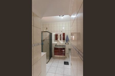 Casa à venda com 200m², 3 quartos e 2 vagas Casa à venda com 200m², 3 quartos e 2 vagasBanheiro da Suíte