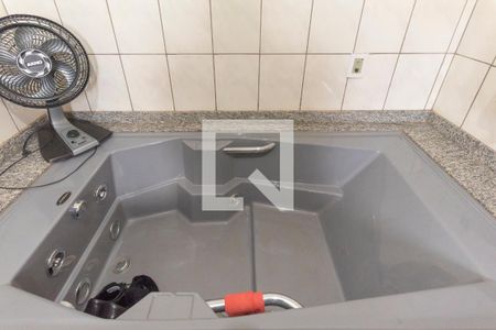 Casa à venda com 200m², 3 quartos e 2 vagas Casa à venda com 200m², 3 quartos e 2 vagasBanheiro da Suíte