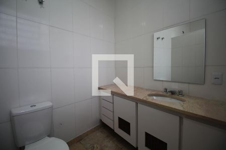 Casa à venda com 185m², 3 quartos e 1 vagaBanheiro