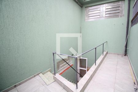 Casa à venda com 185m², 3 quartos e 1 vagaÁrea de Serviço 2