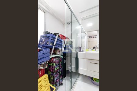 Apartamento à venda com 128m², 3 quartos e 1 vaga Apartamento à venda com 128m², 3 quartos e 1 vagaBanheiro