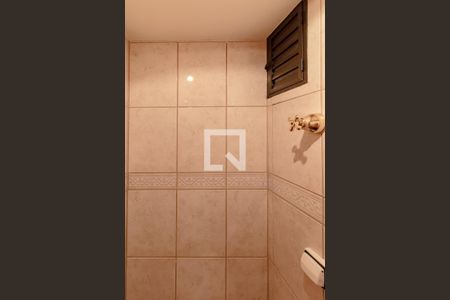 Apartamento à venda com 128m², 3 quartos e 1 vaga Apartamento à venda com 128m², 3 quartos e 1 vagaBanheiro