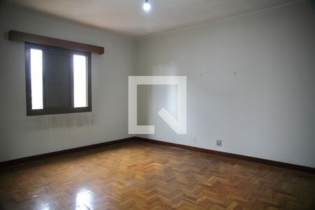 Casa para alugar com 370m², 3 quartos e 6 vagasQuarto 3