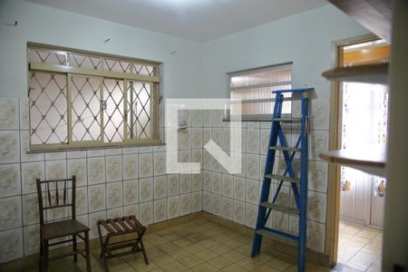 Casa para alugar com 370m², 3 quartos e 6 vagasDispensa/ depósito