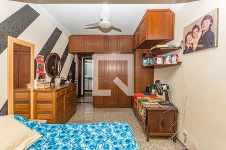 Casa à venda com 250m², 5 quartos e 4 vagasQuarto 2