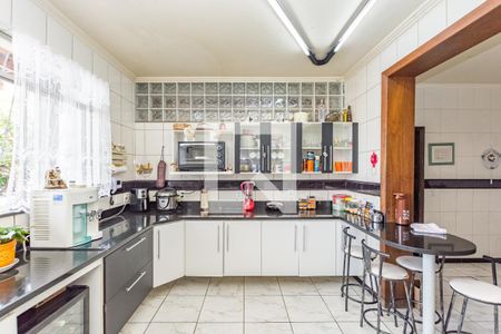 Casa à venda com 250m², 5 quartos e 4 vagasCozinha