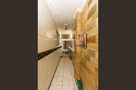 Casa à venda com 250m², 5 quartos e 4 vagasCorredor