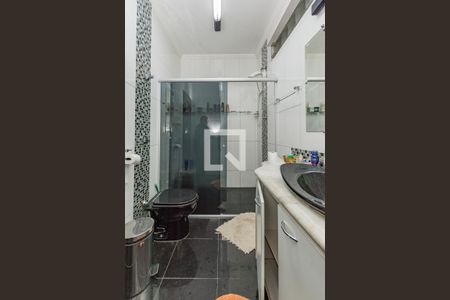 Casa à venda com 250m², 5 quartos e 4 vagasBanheiro Social