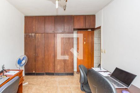 Casa à venda com 250m², 5 quartos e 4 vagasQuarto 4