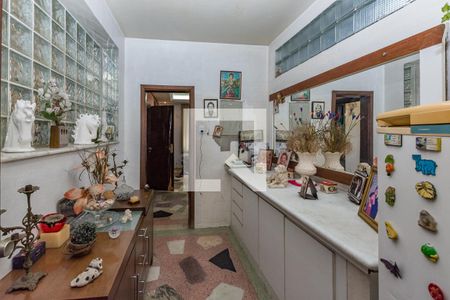 Casa à venda com 250m², 5 quartos e 4 vagasCorredor