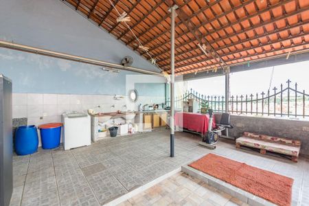 Casa à venda com 250m², 5 quartos e 4 vagasÁrea de Serviço