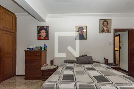 Casa à venda com 250m², 5 quartos e 4 vagasQuarto 3