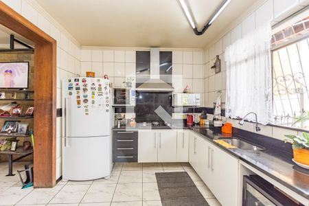 Casa à venda com 250m², 5 quartos e 4 vagasCozinha