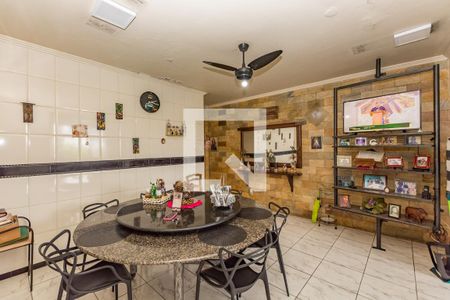 Casa à venda com 250m², 5 quartos e 4 vagasCopa