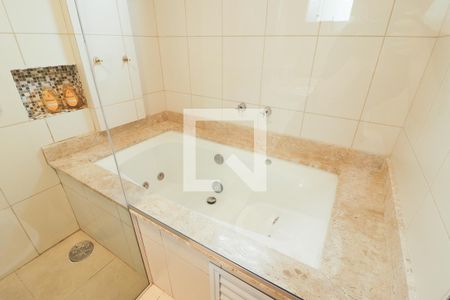 Apartamento à venda com 150m², 4 quartos e 4 vagasBanheiro da Suíte 3