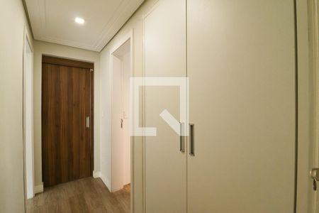 Apartamento à venda com 150m², 4 quartos e 4 vagasCorredor