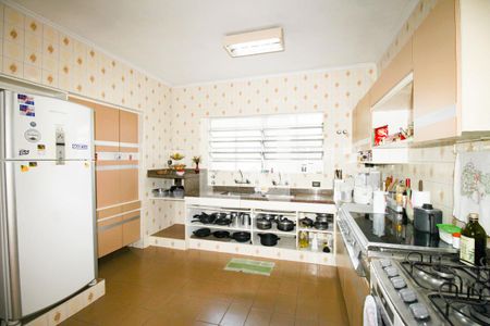 Casa à venda com 448m², 4 quartos e 8 vagas Casa à venda com 448m², 4 quartos e 8 vagasCozinha