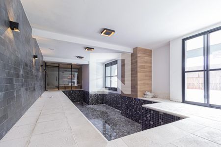 Apartamento à venda com 64m², 2 quartos e 2 vagas Apartamento à venda com 64m², 2 quartos e 2 vagasÁrea comum - Piscina