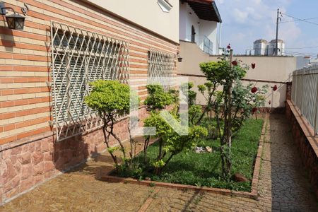 Casa à venda com 320m², 3 quartos e 6 vagas Casa à venda com 320m², 3 quartos e 6 vagasJardim