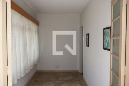 Casa à venda com 320m², 3 quartos e 6 vagas