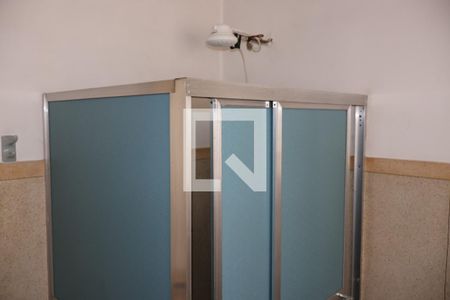 Casa à venda com 320m², 3 quartos e 6 vagas Casa à venda com 320m², 3 quartos e 6 vagasBanheiro