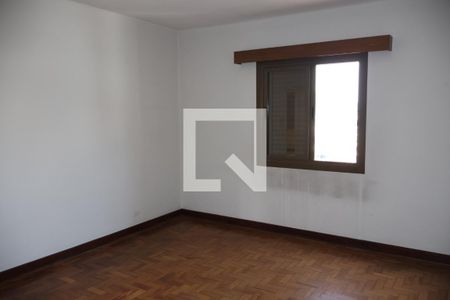 Casa à venda com 320m², 3 quartos e 6 vagas Casa à venda com 320m², 3 quartos e 6 vagasQuarto 2