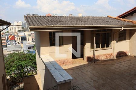 Casa à venda com 320m², 3 quartos e 6 vagas Casa à venda com 320m², 3 quartos e 6 vagasQuintal