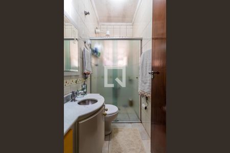 Casa à venda com 257m², 5 quartos e 4 vagas Casa à venda com 257m², 5 quartos e 4 vagasBanheiro