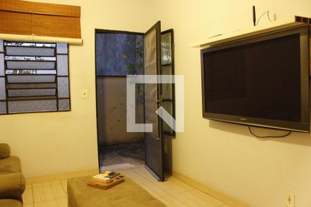 Casa à venda com 300m², 6 quartos e sem vagaCasa 2- Sala