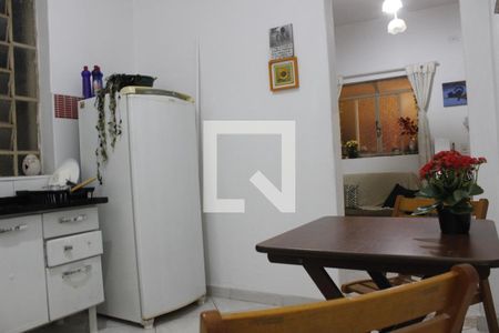 Casa à venda com 300m², 6 quartos e sem vagaCasa 3- Cozinha