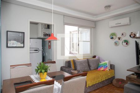 Sala de apartamento para alugar com 1 quarto, 39m² em Farroupilha, Porto Alegre