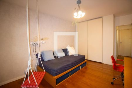 Apartamento à venda com 490m², 4 quartos e 4 vagas Apartamento à venda com 490m², 4 quartos e 4 vagasSuíte 1