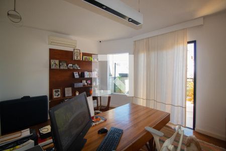 Apartamento à venda com 490m², 4 quartos e 4 vagas Apartamento à venda com 490m², 4 quartos e 4 vagasEscritório da Suite Master