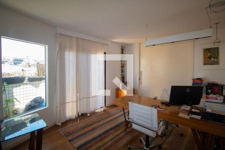 Apartamento à venda com 490m², 4 quartos e 4 vagas Apartamento à venda com 490m², 4 quartos e 4 vagasEscritório da Suite Master
