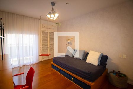 Apartamento à venda com 490m², 4 quartos e 4 vagas Apartamento à venda com 490m², 4 quartos e 4 vagasSuíte 1