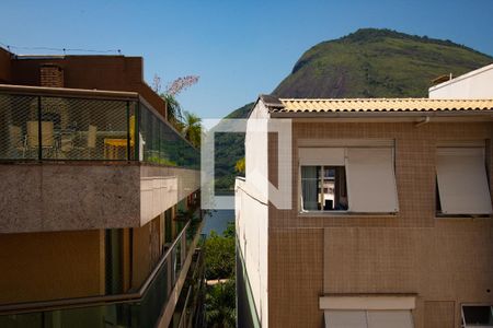 Apartamento à venda com 490m², 4 quartos e 4 vagas Apartamento à venda com 490m², 4 quartos e 4 vagasVista da Suíte 2