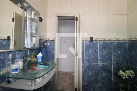 Casa à venda com 250m², 3 quartos e 2 vagasBanheiro