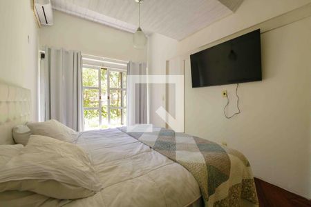 Casa de condomínio à venda com 800m², 4 quartos e 5 vagasSuíte 1