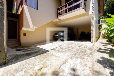 Casa de condomínio à venda com 800m², 4 quartos e 5 vagasGaragem
